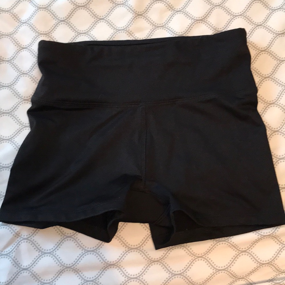 Jessica Simpson spandex shorts